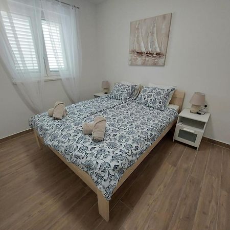 Seashells Apartments Tribunj Tribalj Εξωτερικό φωτογραφία