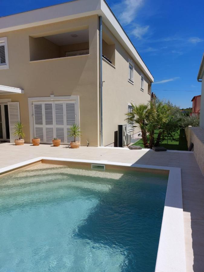 Seashells Apartments Tribunj Tribalj Εξωτερικό φωτογραφία