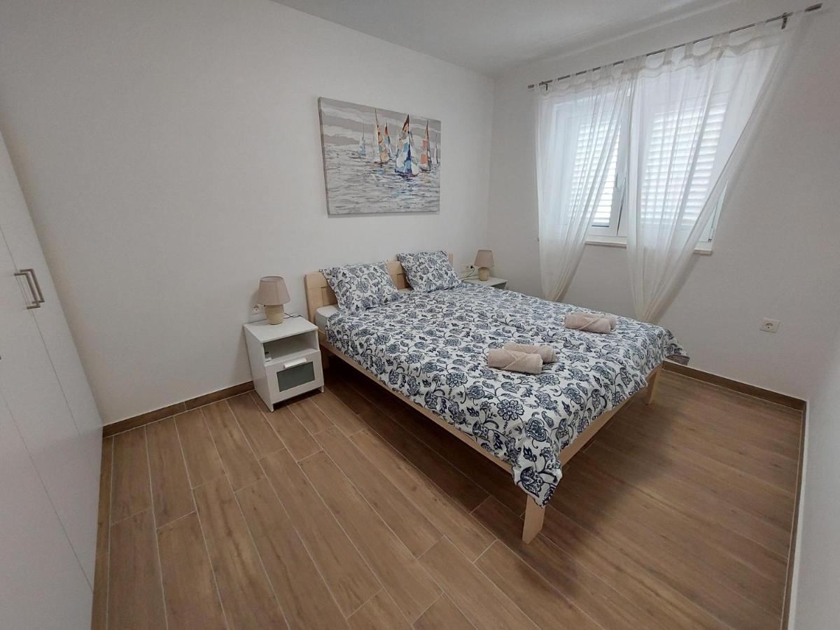 Seashells Apartments Tribunj Tribalj Εξωτερικό φωτογραφία